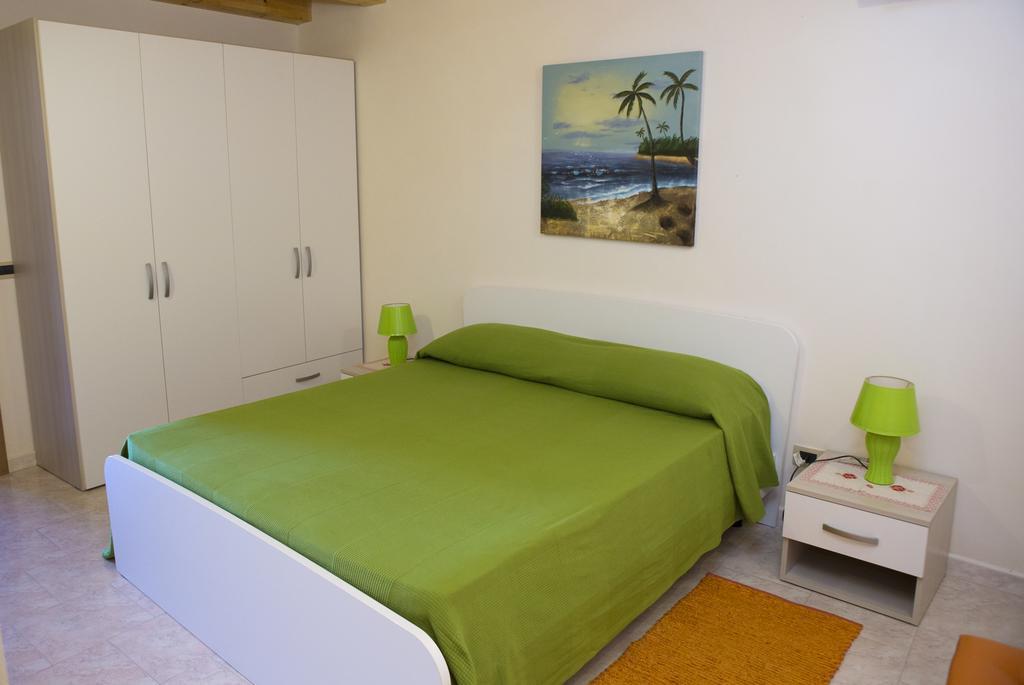Casa Vacanze Calafarina Pachino Kamer foto