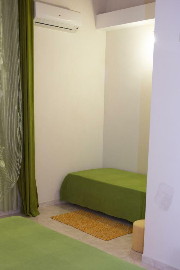 Casa Vacanze Calafarina Pachino Buitenkant foto